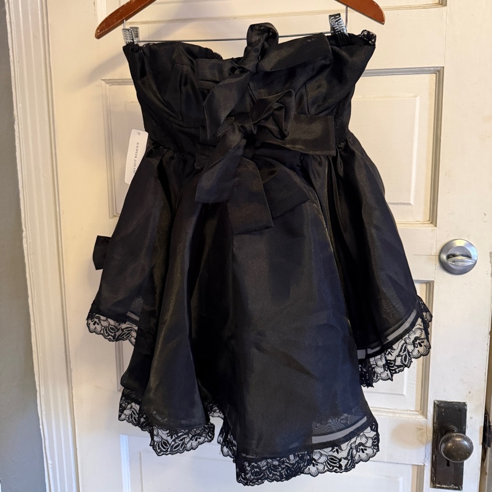 Selkie - The Raven Cake Shop Dress - M - BNWT - Picture 3 of 10